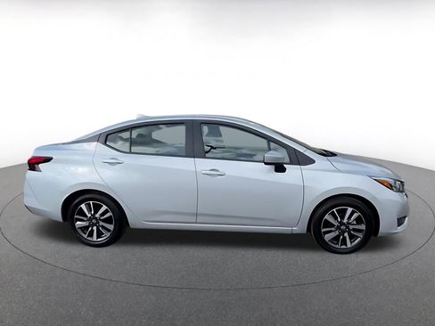 Used 2025 Nissan Versa SV FWD image 16
