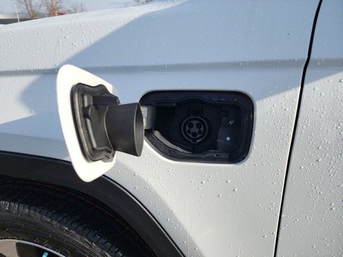 Used 2022 Jeep Grand Cherokee Limited 4xe image 23