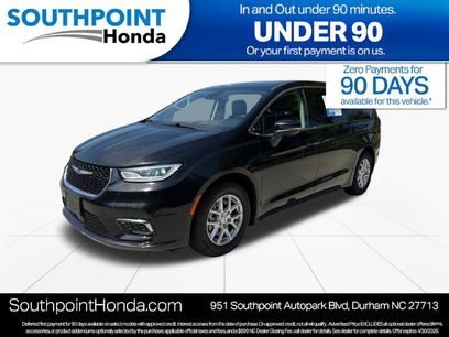 Used 2023 Chrysler Pacifica Touring-L