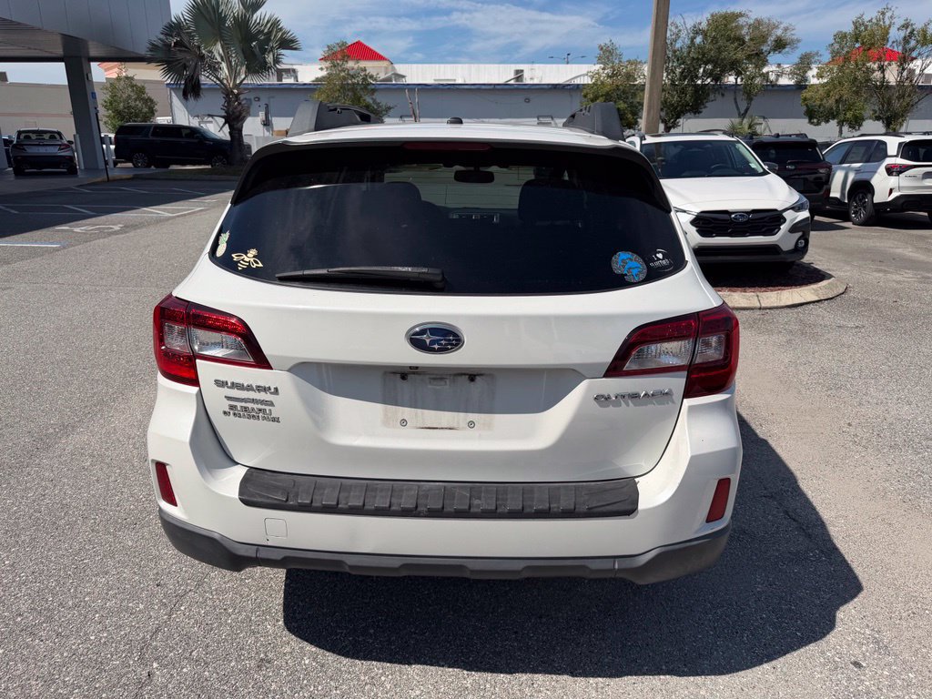 Used 2015 Subaru Outback 2.5i Premium AWD/4WD image 8