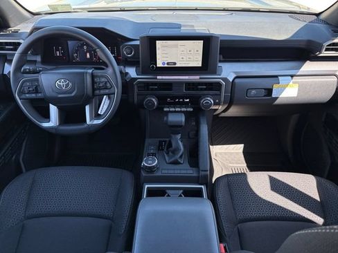 New 2026 Toyota 4Runner SR5 AWD/4WD image 14