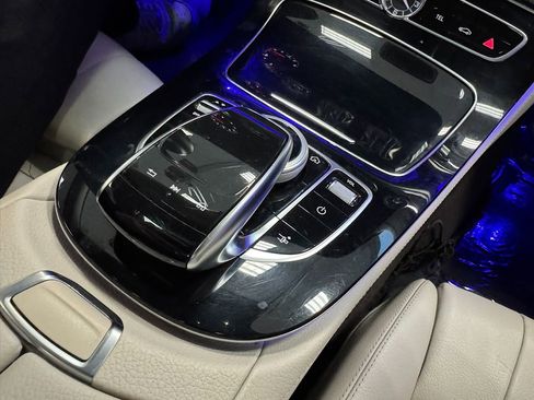 Used 2018 Mercedes-Benz E 400 4MATIC Coupe image 42