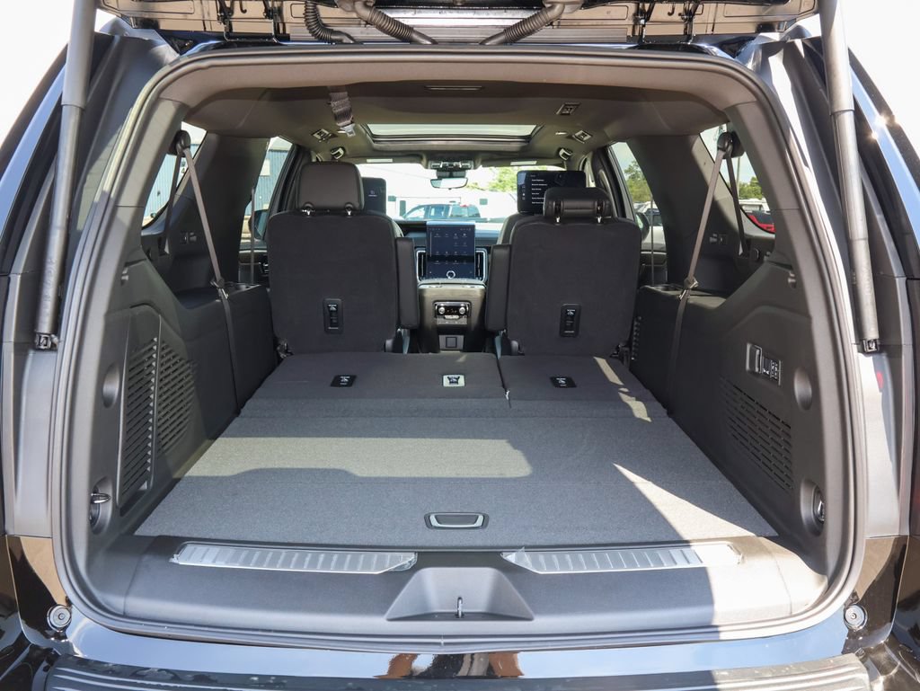 New 2026 GMC Yukon XL Denali w/ Denali Reserve Package AWD/4WD image 5