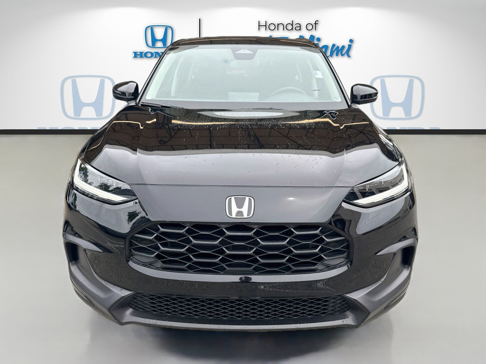 Certified 2025 Honda HR-V LX image 2