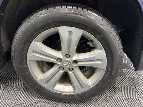 Used 2013 Toyota Highlander Limited image 9