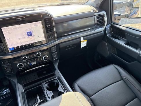New 2026 Ford F250 Lariat w/ Black Appearance Package image 15