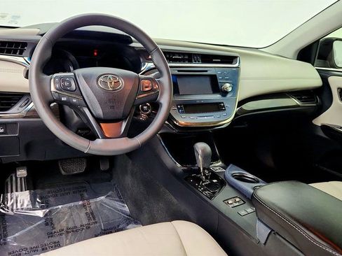 Used 2013 Toyota Avalon XLE Touring image 12
