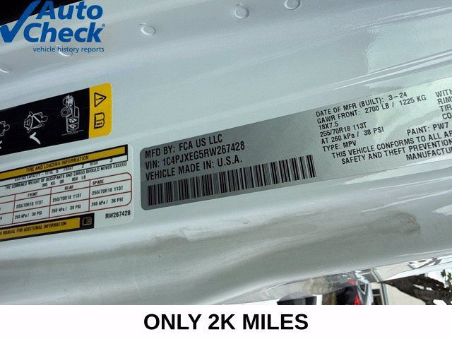 Used 2024 Jeep Wrangler Unlimited Sahara AWD/4WD image 30