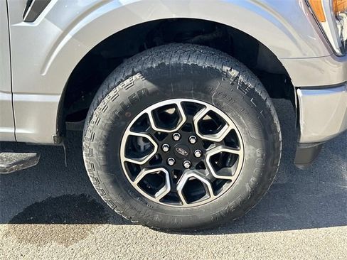 Certified 2022 Ford F150 XLT w/ Equipment Group 302A High image 10