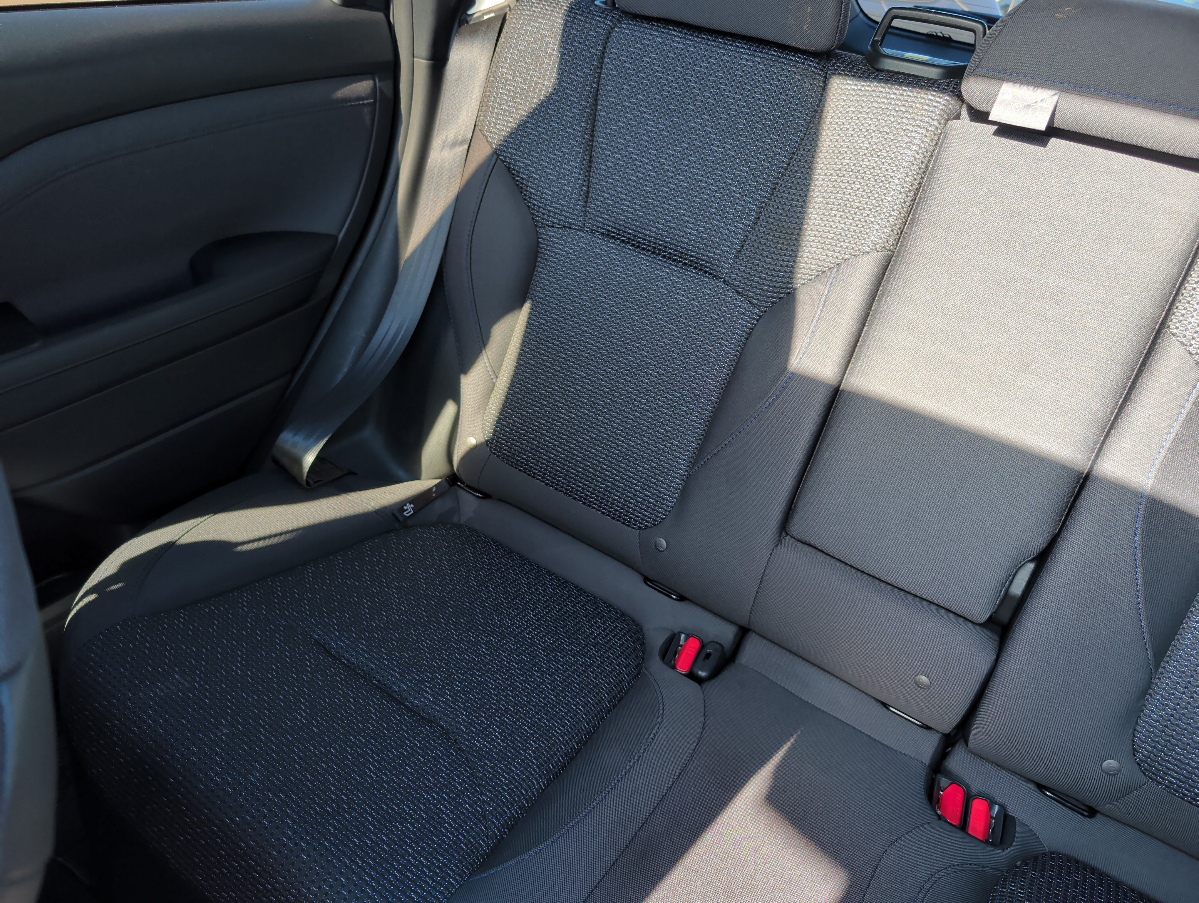Certified 2025 Subaru Forester Premium AWD/4WD image 12