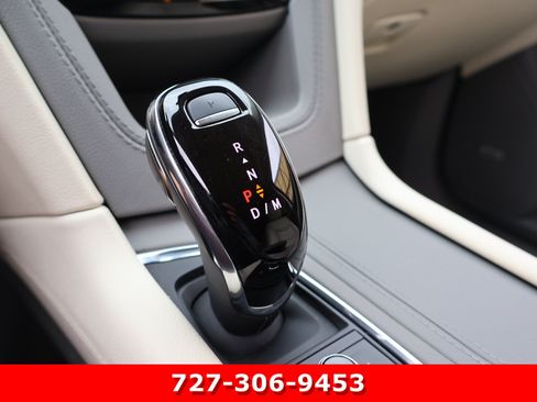 Used 2023 Cadillac XT6 Premium Luxury FWD image 29