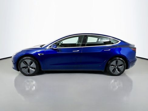 Used 2018 Tesla Model 3 Mid Range image 9