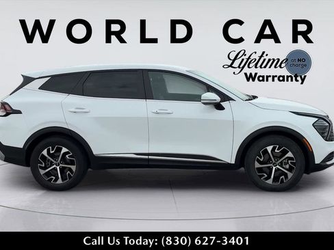 Used 2024 Kia Sportage EX FWD image 8