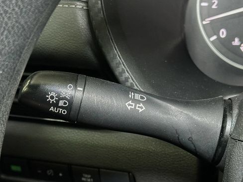 Used 2024 Nissan Sentra SV FWD image 28