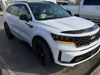 Used 2022 Kia Sorento SX video 2