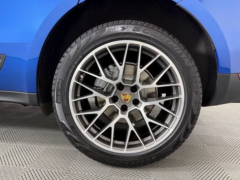 Certified 2016 Porsche Macan S AWD/4WD image 12