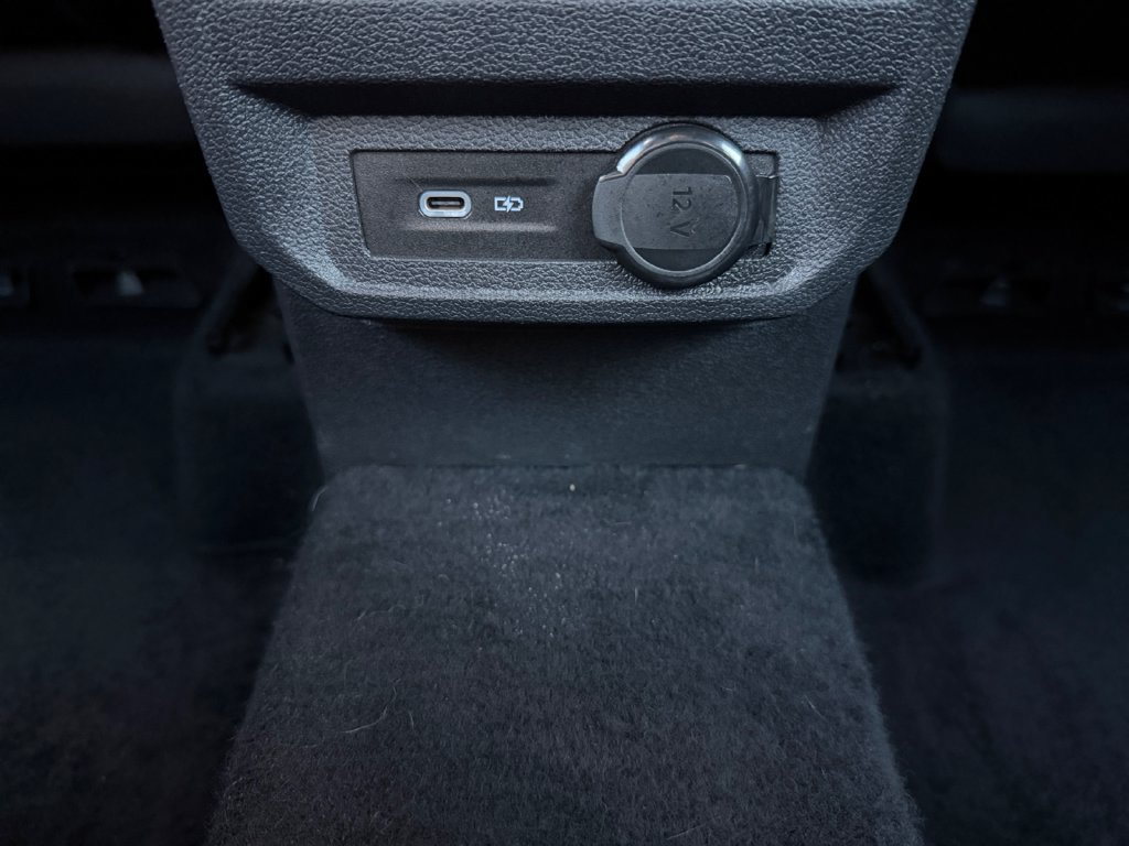 Used 2022 Volkswagen Tiguan SE R-Line AWD/4WD image 29