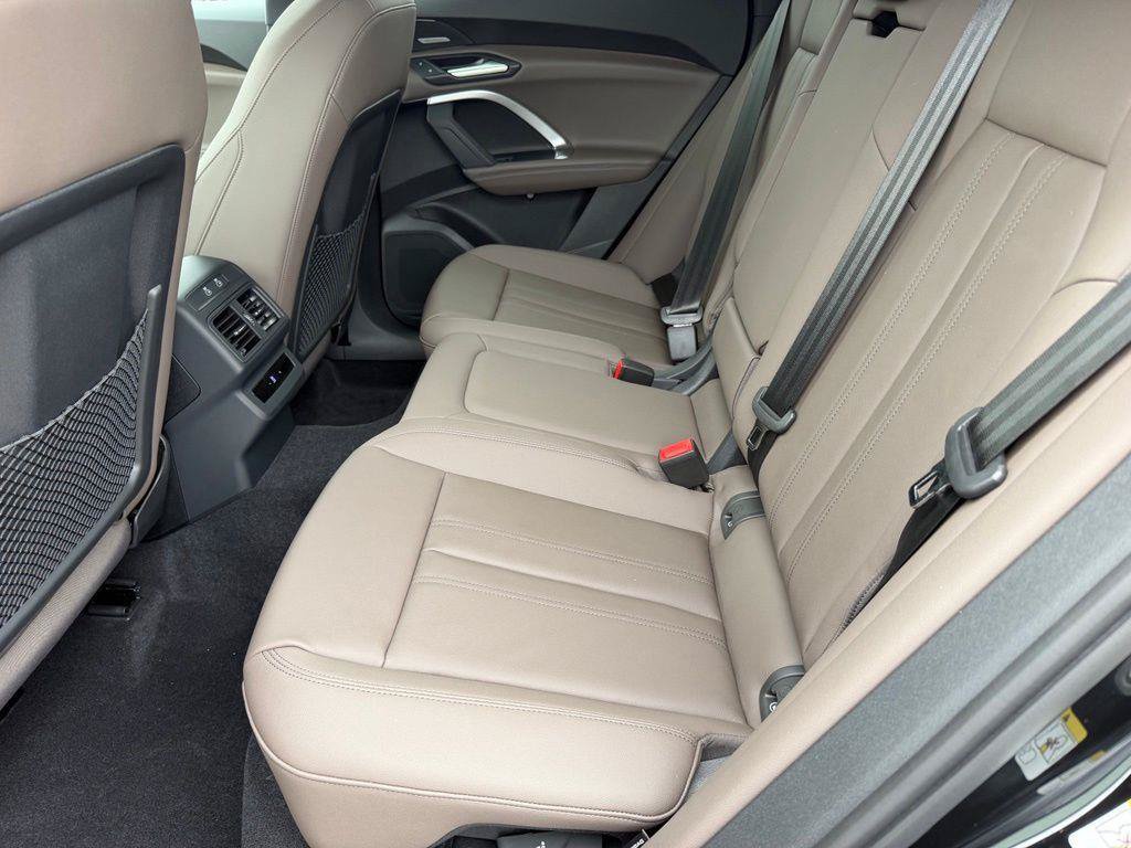New 2026 Audi Q5 Premium Plus AWD/4WD image 12