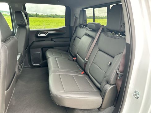 Used 2023 Chevrolet Silverado 1500 LT Trail Boss w/ Convenience Package II image 22