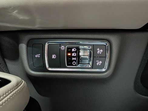 Used 2021 Lincoln Aviator Reserve w/ Elements Package Plus image 26