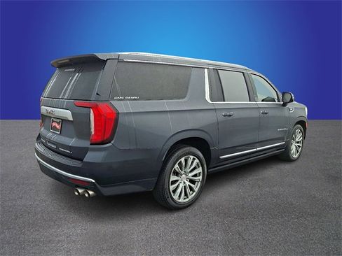 Used 2021 GMC Yukon XL Denali w/ Denali Ultimate Package image 5