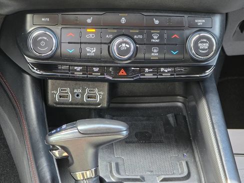 Used 2023 Dodge Durango R/T w/ Blacktop Package RWD image 19