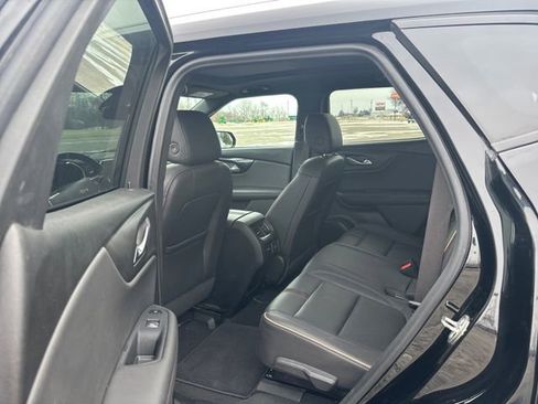Used 2022 Chevrolet Blazer Premier w/ Enhanced Convenience Package AWD/4WD image 10