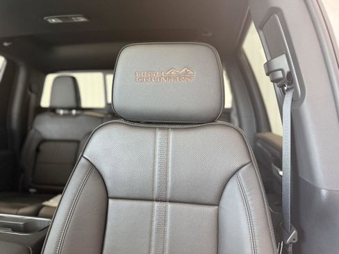 Used 2025 Chevrolet Silverado 3500 High Country w/ High Country Premium Package image 18