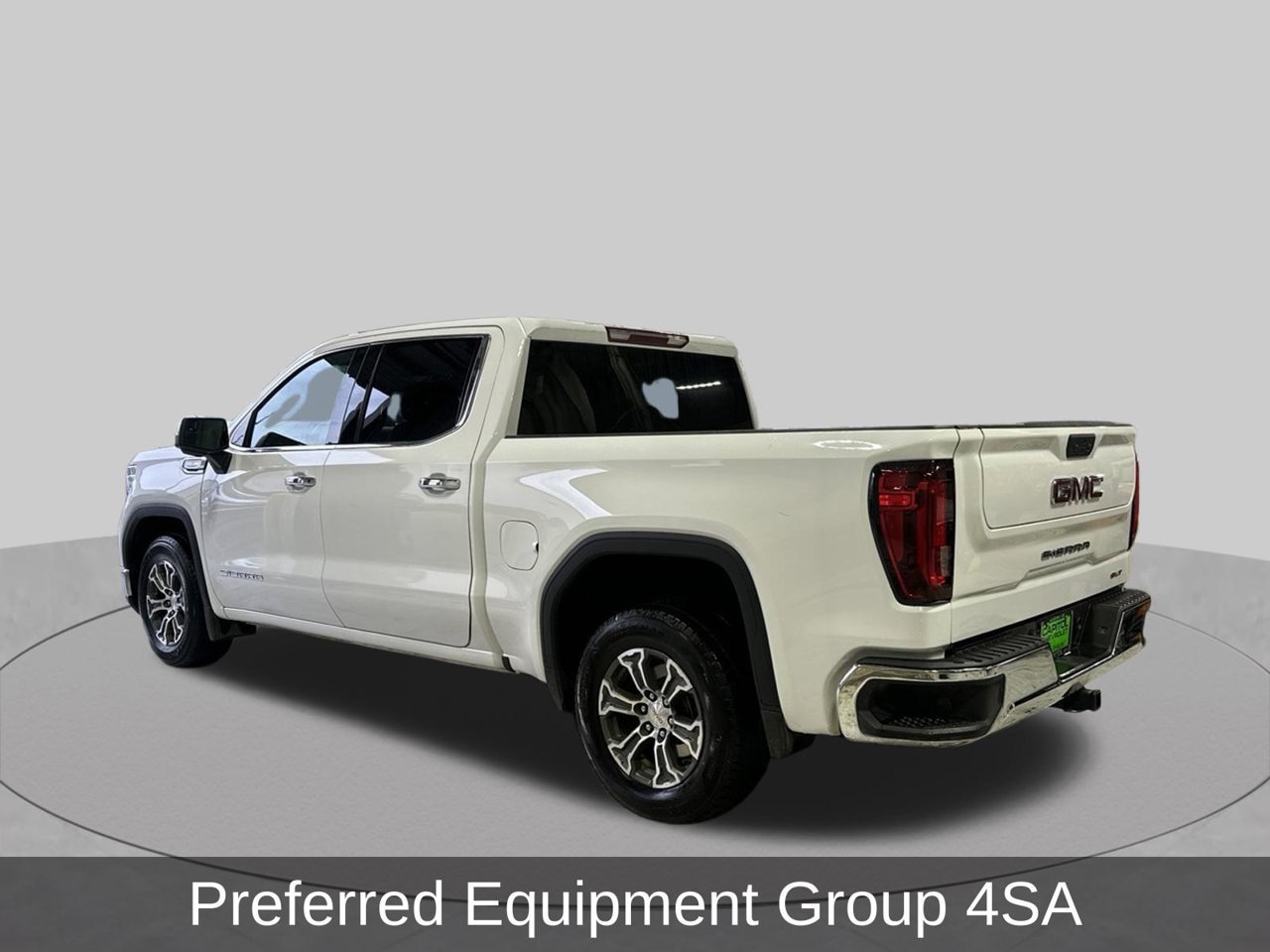 Used 2025 GMC Sierra 1500 SLT RWD image 3