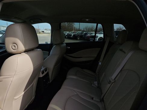 Used 2020 Buick Envision Essence image 16