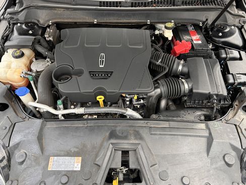 Used 2017 Lincoln MKZ Reserve w/ Technology Package image 9