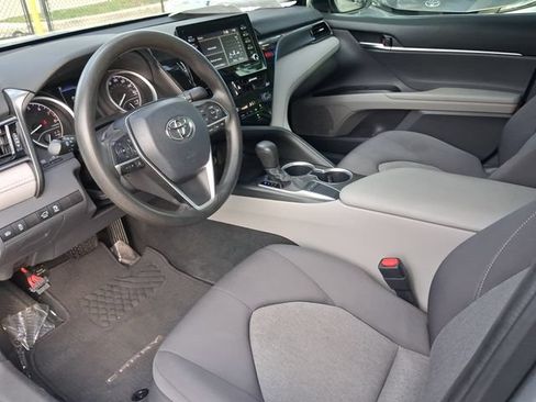 Used 2022 Toyota Camry LE FWD image 10