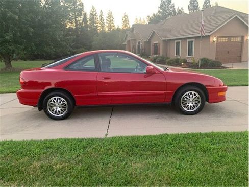 Used 1998 Acura Integra LS image 3