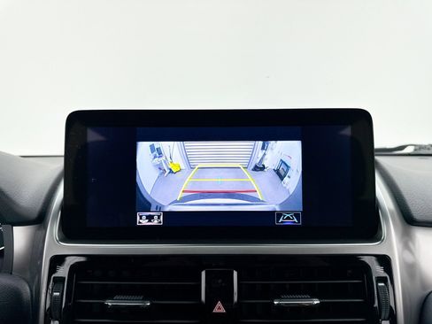 Used 2023 Lexus GX 460 Premium w/ Premium Package image 9