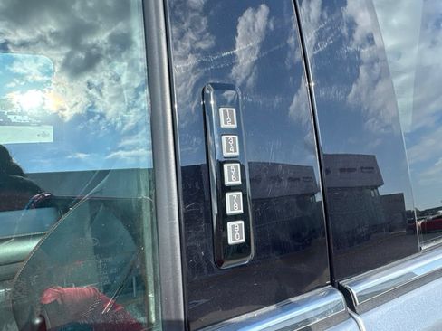Used 2021 Ford F150 Lariat w/ Equipment Group 502A High AWD/4WD image 26
