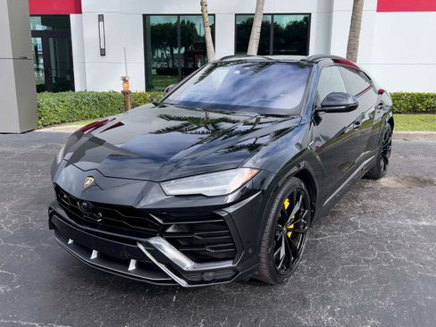 Used 2020 Lamborghini Urus AWD/4WD image 14