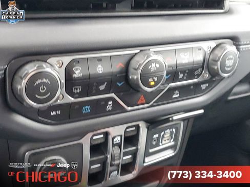 Certified 2025 Jeep Wrangler Unlimited Sahara AWD/4WD image 31