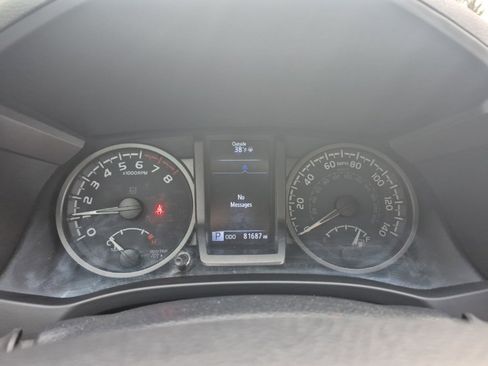 Used 2021 Toyota Tacoma TRD Off-Road image 22