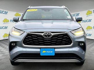 Used 2022 Toyota Highlander Platinum video 2