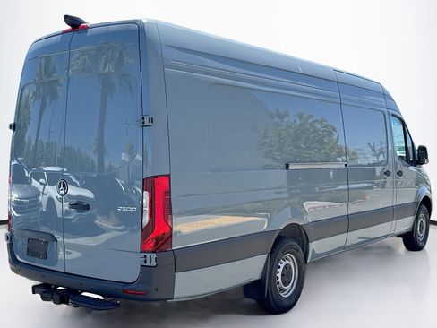 New 2025 Mercedes-Benz Sprinter 2500 image 5