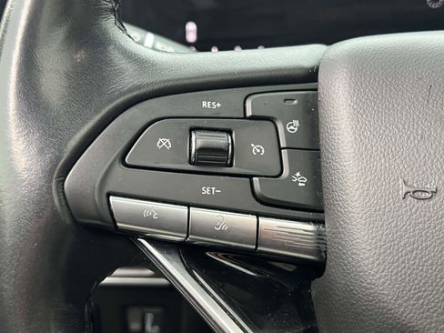 Used 2022 Cadillac Escalade ESV Sport image 23