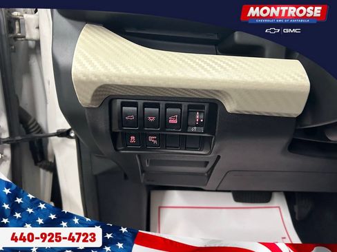 Used 2022 Subaru Ascent Premium w/ Convenience Package AWD/4WD image 13