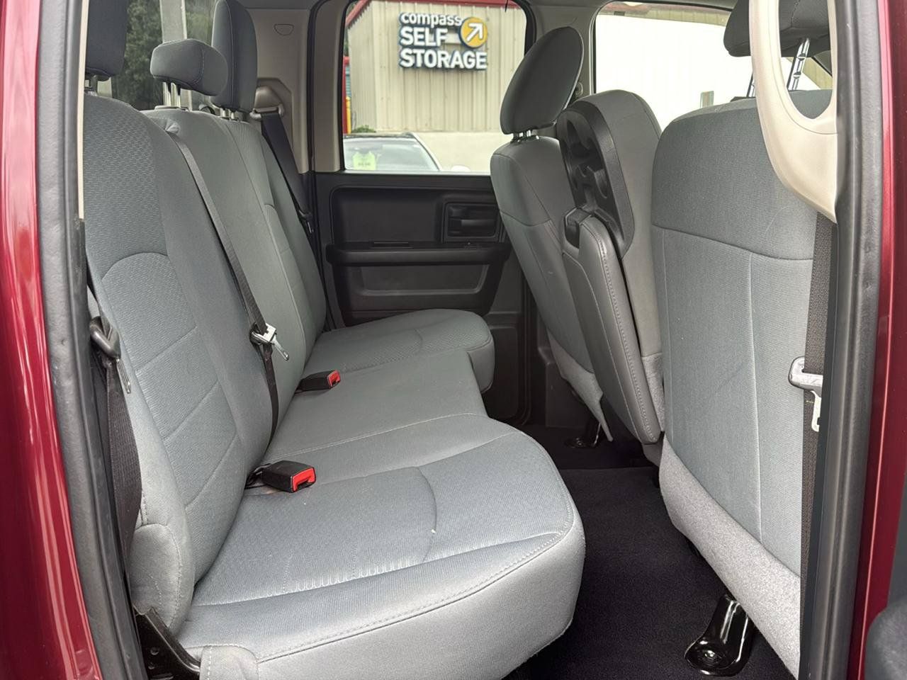 Used 2018 RAM 1500 Express AWD/4WD image 15