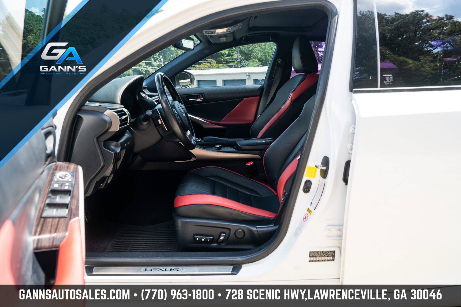 Used 2015 Lexus IS 200t AWD w/ Navigation System Package image 16