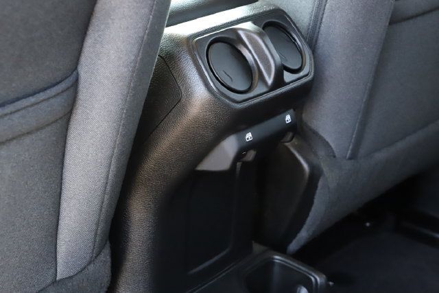 Used 2025 Jeep Wrangler Unlimited Sport AWD/4WD image 17