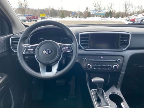 Used 2021 Kia Sportage LX image 25
