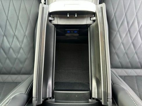 Certified 2026 Mercedes-Benz CLE 53 AMG 4MATIC Coupe image 36