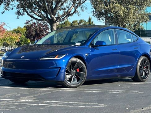 Used 2024 Tesla Model 3 Performance AWD/4WD image 8