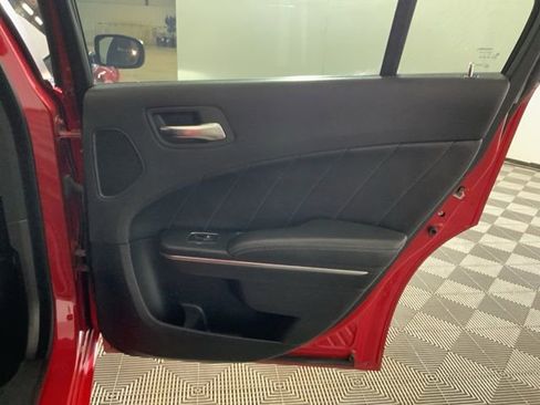 Used 2015 Dodge Charger SXT w/ Premium Group image 40