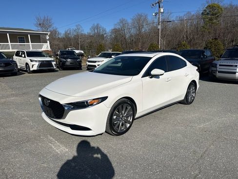 Used 2024 MAZDA MAZDA3 s image 1